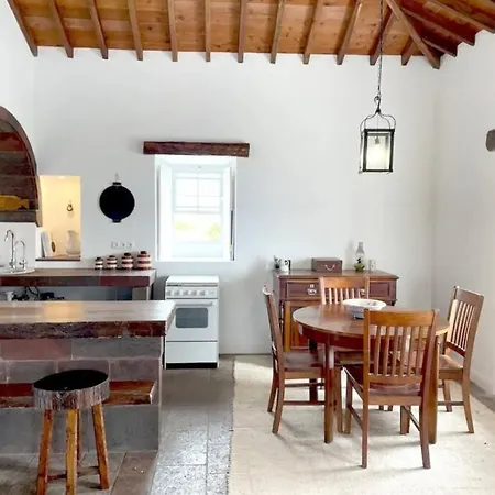 Aldeia Villa Cha de Joao Tome